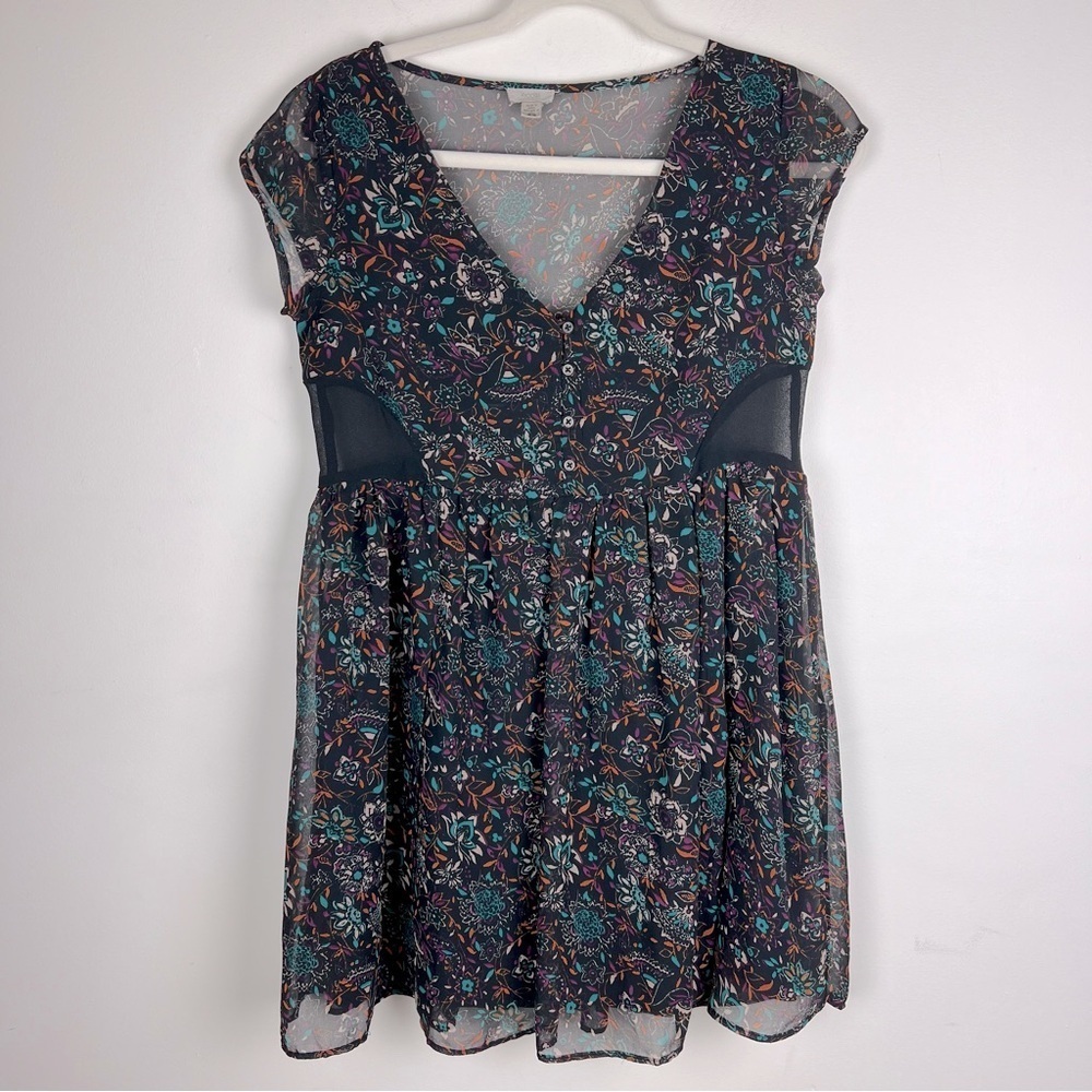 Ecote | Y2K Vibes Babydoll Floral Sheer Zoey Button Front Mini Dress | XS